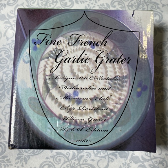 NWOT Hand Painted Ceramic Fine French Great Grater- James Design - Picture 4 of 11